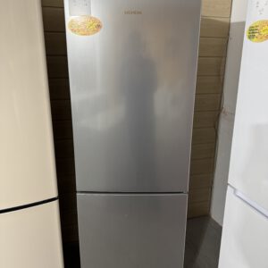 Siemens Kühlgefrierkombination Edelstahl LowFrost SHyperFresh Digitale Temperaturregelung EEK:E