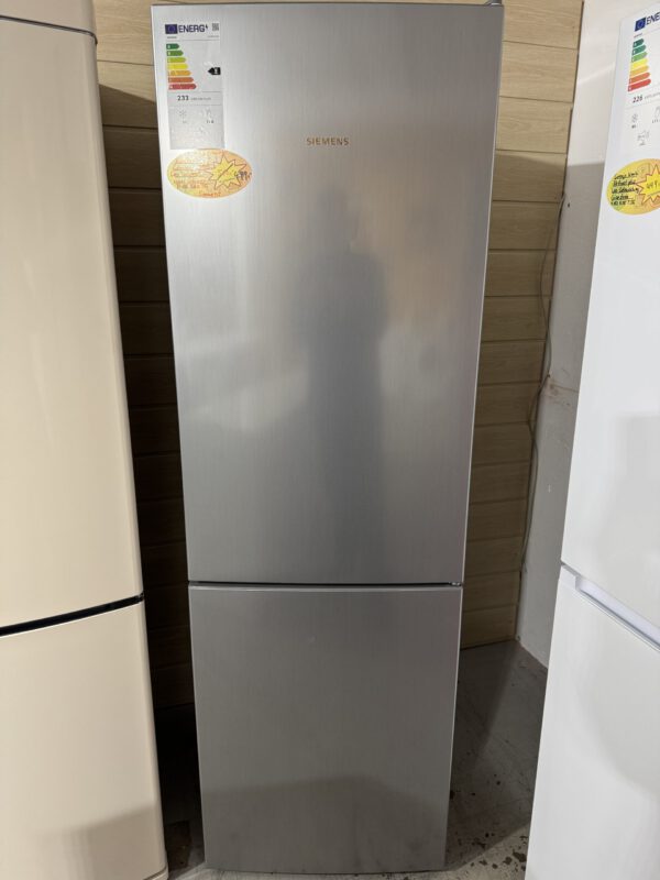 Siemens Kühlgefrierkombination Edelstahl LowFrost SHyperFresh Digitale Temperaturregelung EEK:E
