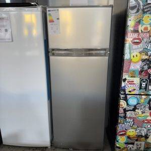 Geratek Kühl-Gefrierkombination 143cm silber 206L EEK: E Neu