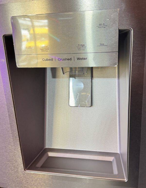 HiSense Side by Side Kühlgefrierkombination 91cm mit Eis crusher, Eiswürfelspender & Wasserspender NoFrost 632L Energie C NEU – Bild 2