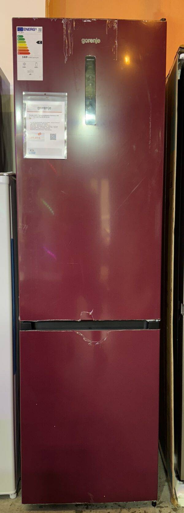 Gorenje Kühl-Gefrierkombination 200cm bordeaux NoFrost plus Umluftkühlung 361L EEK: C
