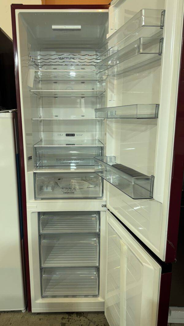Gorenje Kühl-Gefrierkombination 200cm bordeaux NoFrost plus Umluftkühlung 361L EEK: C – Bild 2