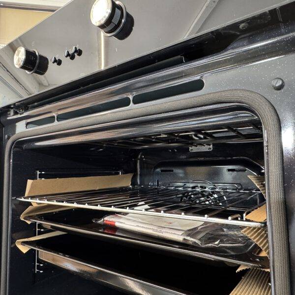 Sharp autarker Einbau Backofen 72L Garraum, Pyrolyse, versenkbare Knebel 4-fach verglast – Bild 3